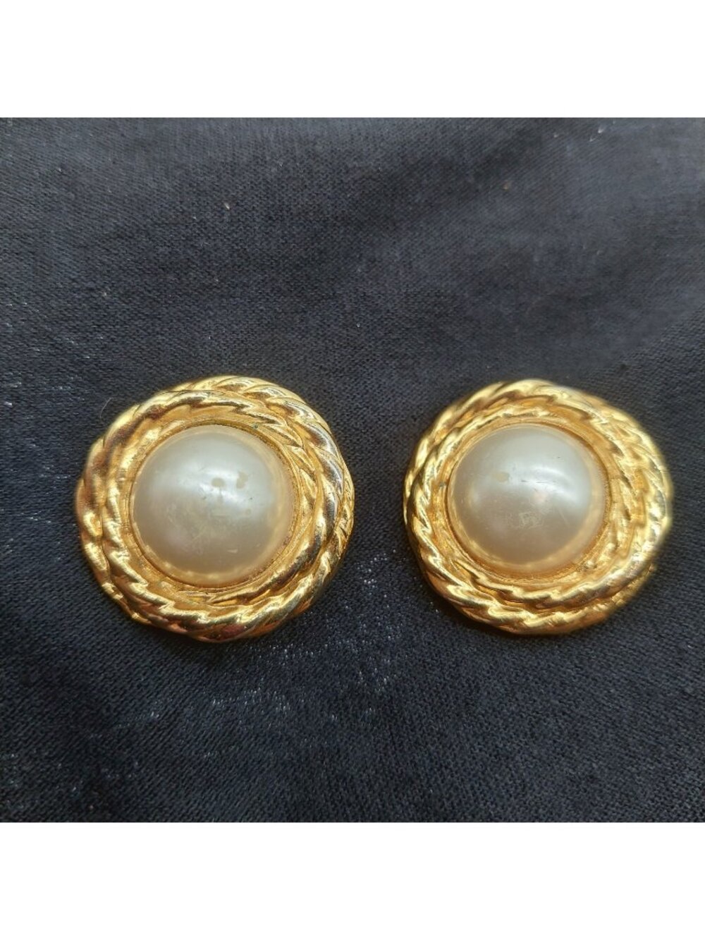 Vintage White Button Gold Tone Shoe Clips Womens